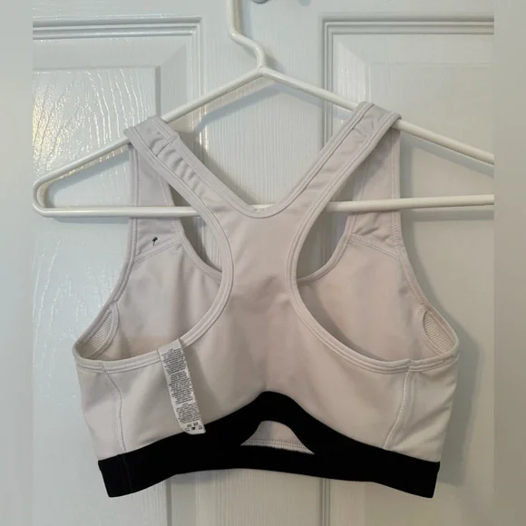 Nike Sports Bra - Picture 2 of 4